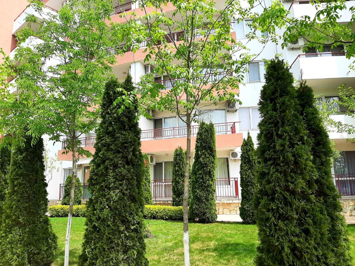 Riviera Fort Beach Apartments By Kalina Resort, Ravda Eksteriør bilde