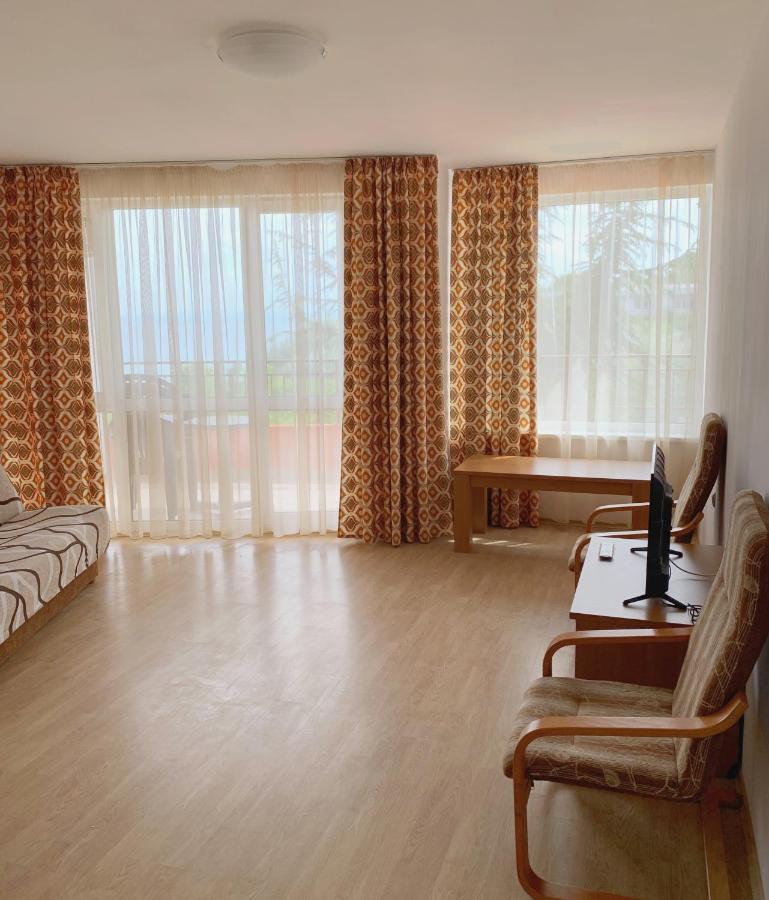 Riviera Fort Beach Apartments By Kalina Resort, Ravda Eksteriør bilde