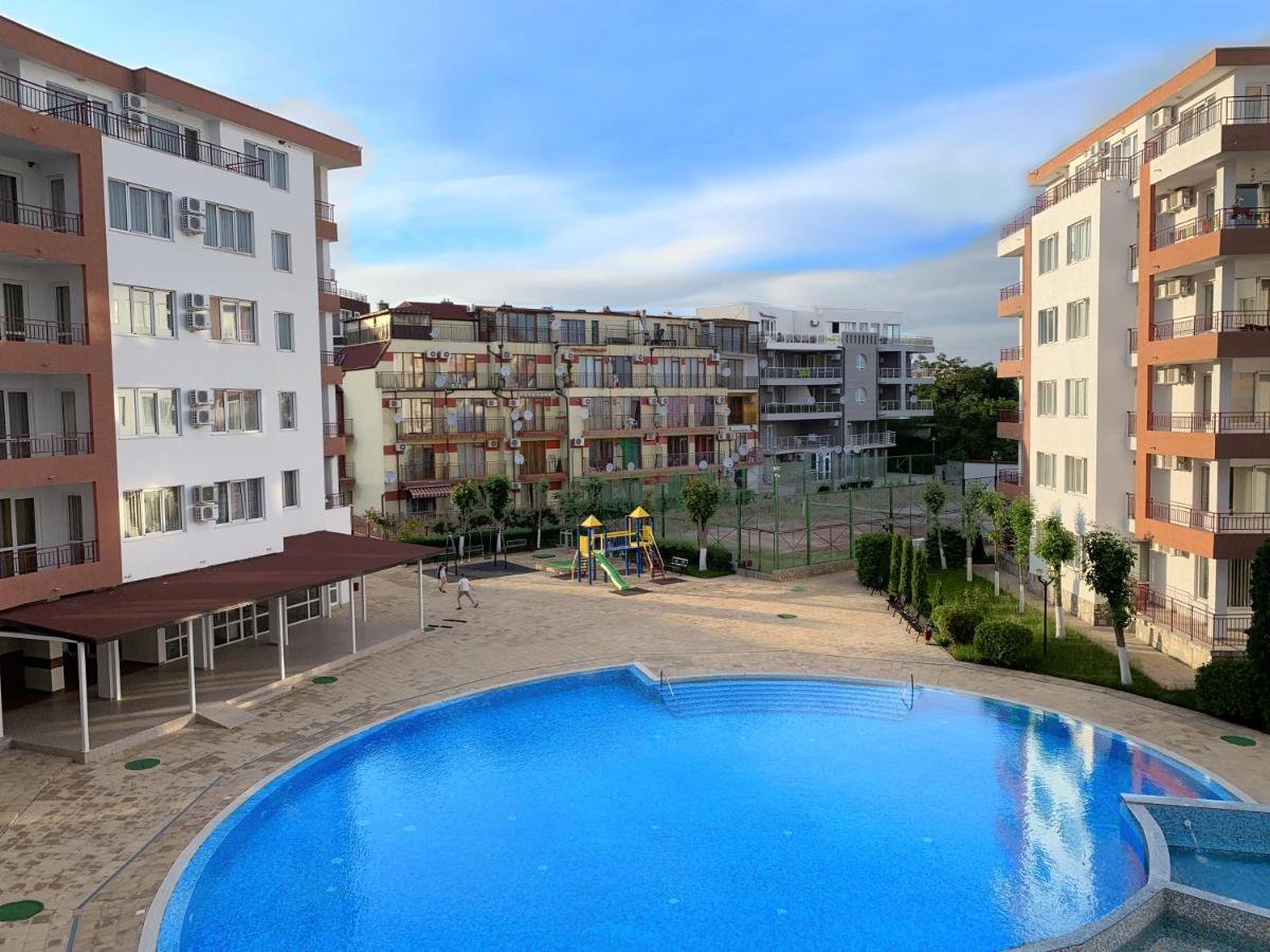 Riviera Fort Beach Apartments By Kalina Resort, Ravda Eksteriør bilde
