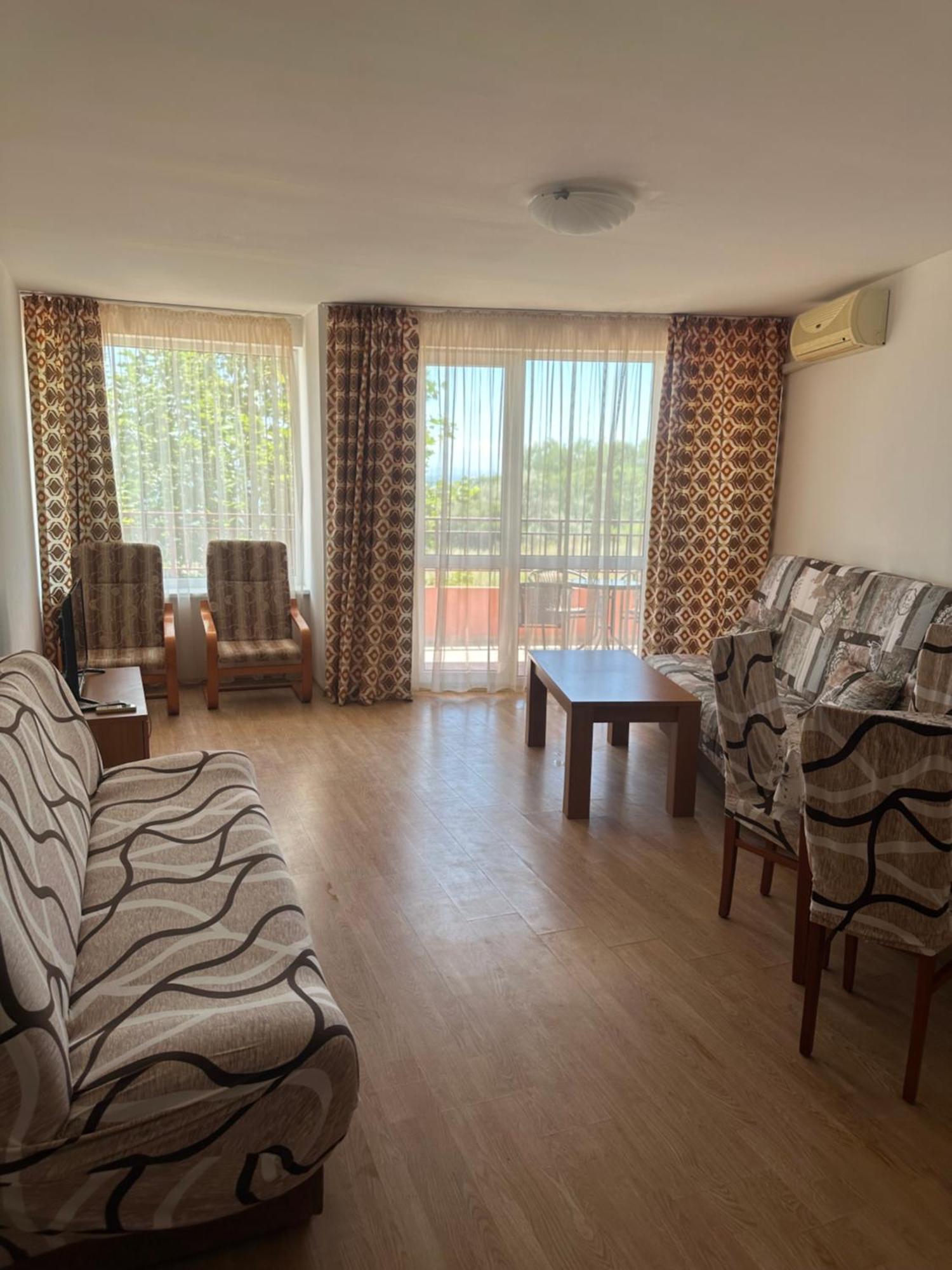 Riviera Fort Beach Apartments By Kalina Resort, Ravda Eksteriør bilde