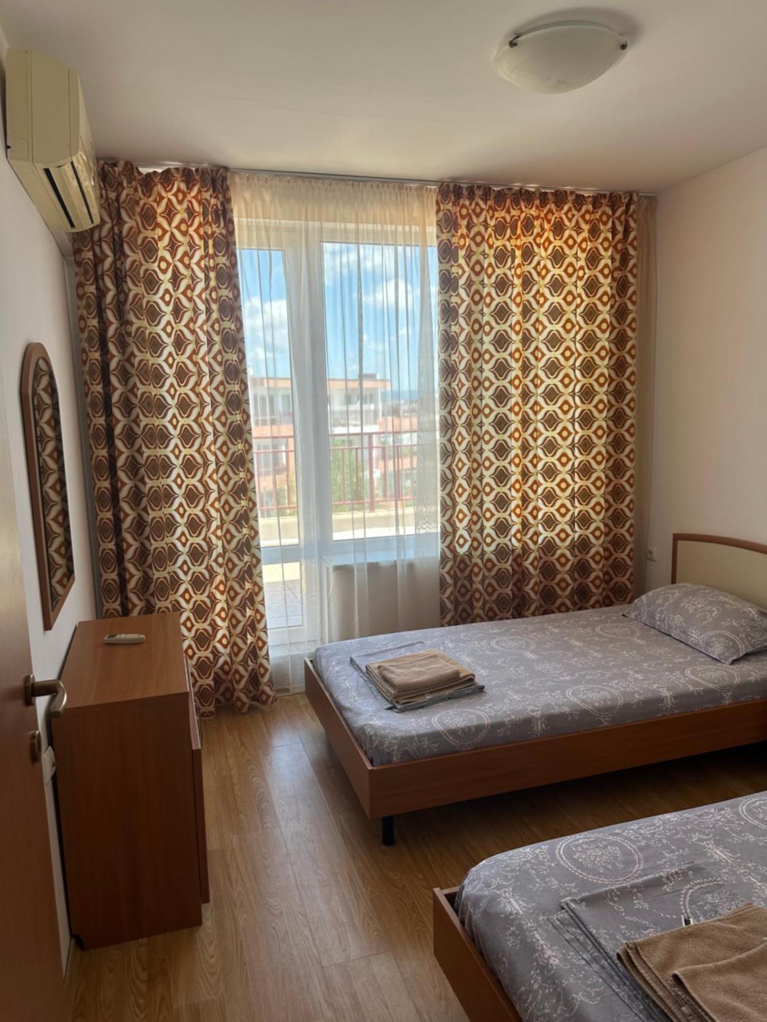 Riviera Fort Beach Apartments By Kalina Resort, Ravda Eksteriør bilde